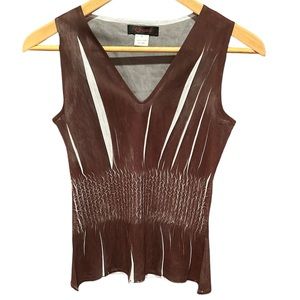 Veeca Sleeveless V-Neck Top